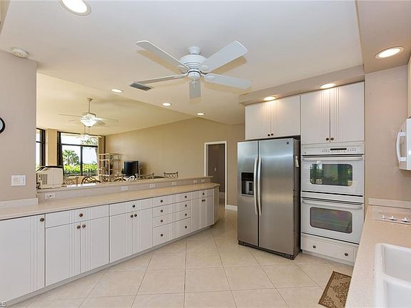 4th image of 520 S Collier Blvd Unit 101