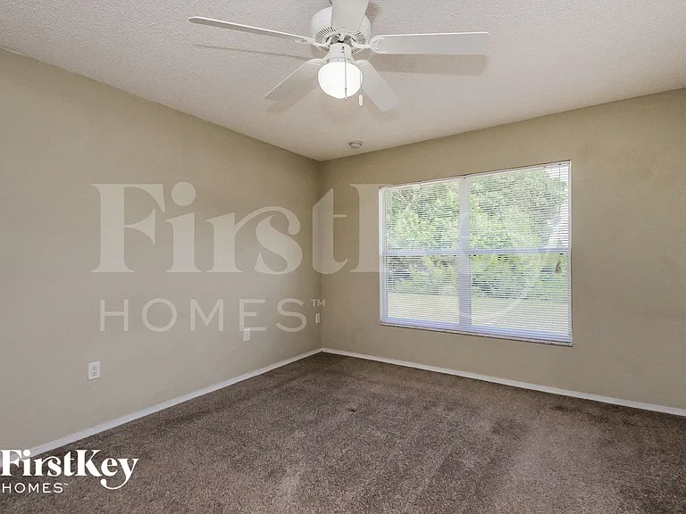 157 Oak Crossing Blvd — Photo 12