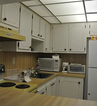 5th image of 9081 Sunrise Lakes Blvd APT 217
