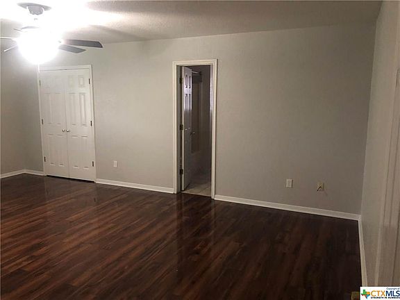 3rd image of 3811 Split Oak Dr