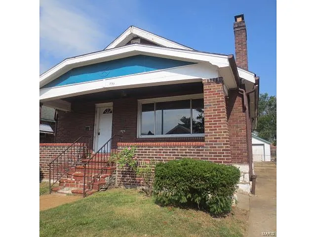 5955 Drury Ln photo 1