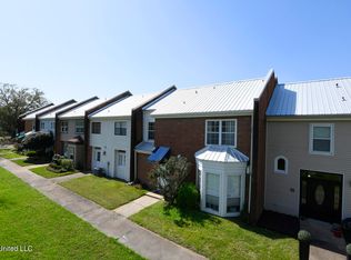 928 Courthouse Rd UNIT 35, Gulfport, MS 39507