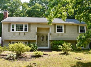 27 Yale Ave, Plymouth, MA 02360