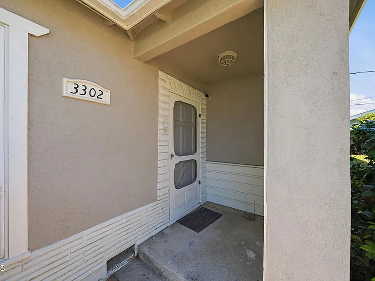 3302 Community Ave — Photo 40