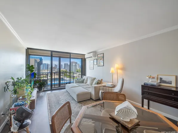 1561 Pensacola St APT 1002, Honolulu, HI 96822