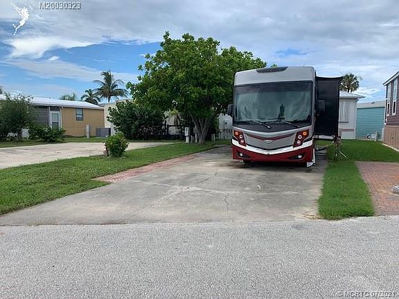 5th image of 480 Nettles Blvd