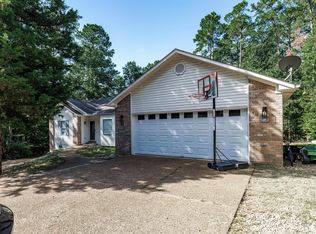 11 Armada Ln, Hot Springs Village, AR 71909