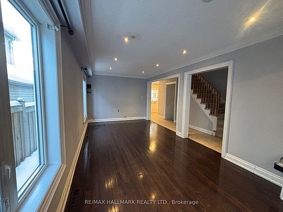 3rd image of 241 Featherstone Rd