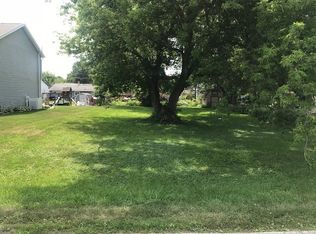 5509 Oakwood Dr, Oakwood Hills, IL 60013