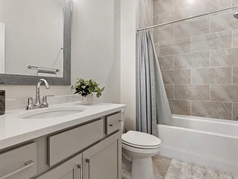 4652 Silas Ave — Photo 25