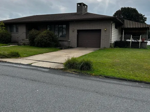 509 Von Bergen St, Old Forge, PA 18518