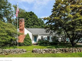 102 W Mountain Rd, West Simsbury, CT 06092