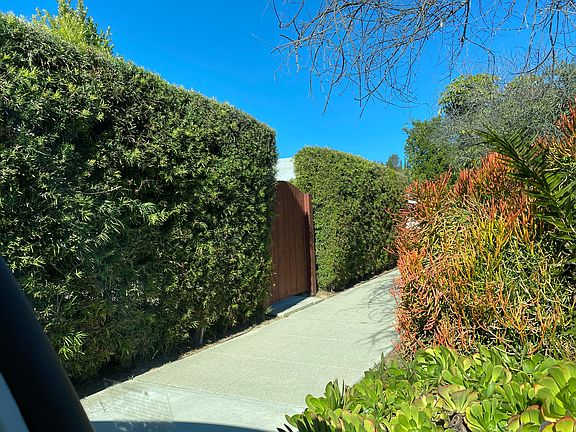 3rd image of 1703 N Avenue 55
