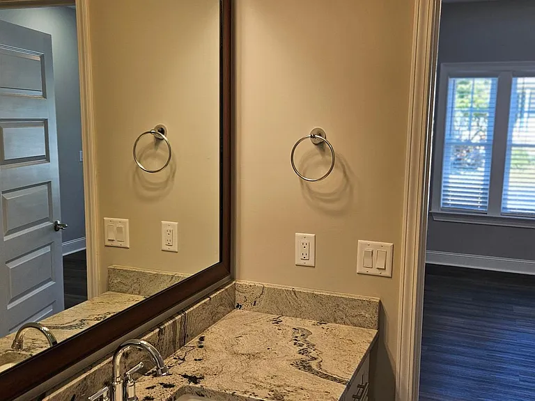28 E Cherry St — Photo 14