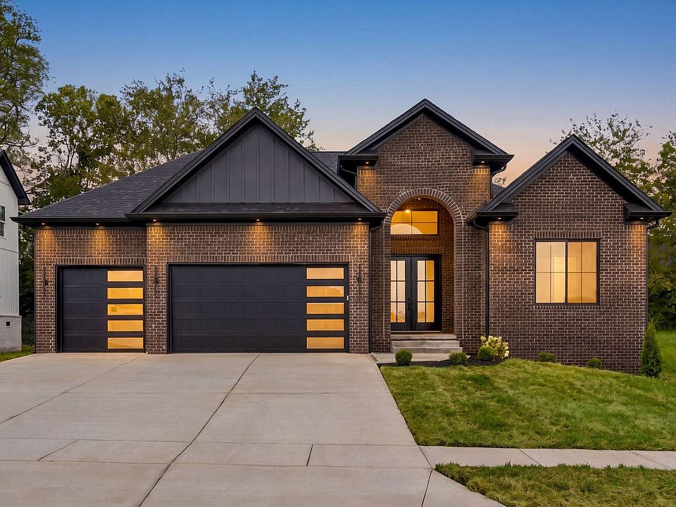 1st image of 1000 Shelburne Way