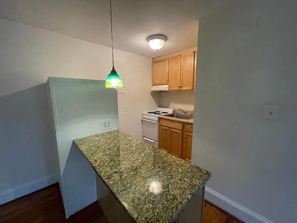 120 North Ave