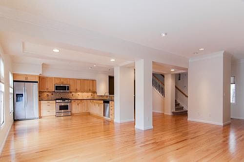 Large Open Floor Plan with High Ceilings, Crown Molding with
