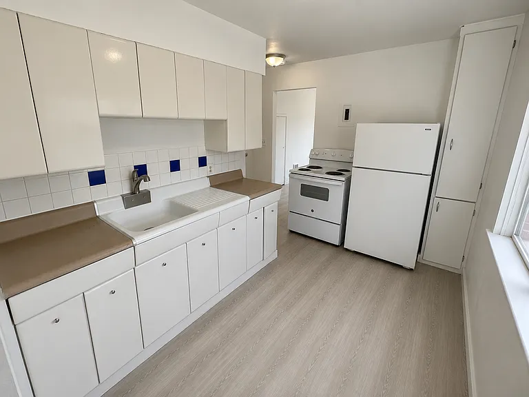 Elm Apartments in Browne's Addition! — Photo 10