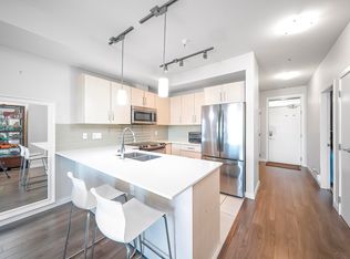 5288 Grimmer St #207, Burnaby, BC V5H 0C5