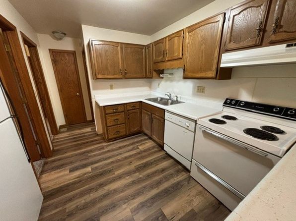 200 E Krych St APT 12