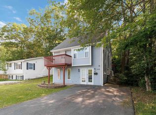 108 River Ln, Bedford, NS B4A4J5