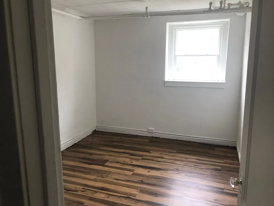 5933 Park Pl #13
