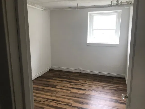 5933 Park Pl APT 13, Hammond, IN 46320