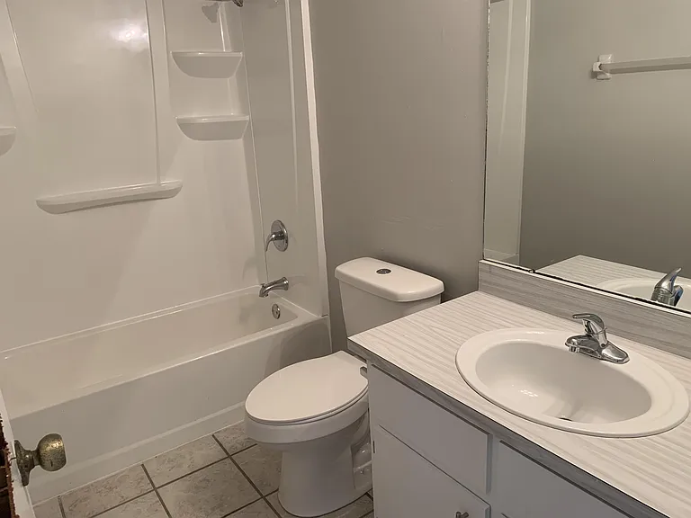 309 SW 3rd Pl #7 — Photo 35