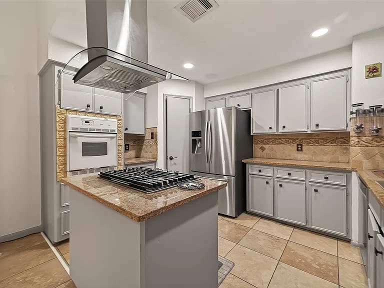 11331 Oakcenter Dr — Photo 5