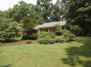 9625 Old Spring Rd, Kensington, MD 20895