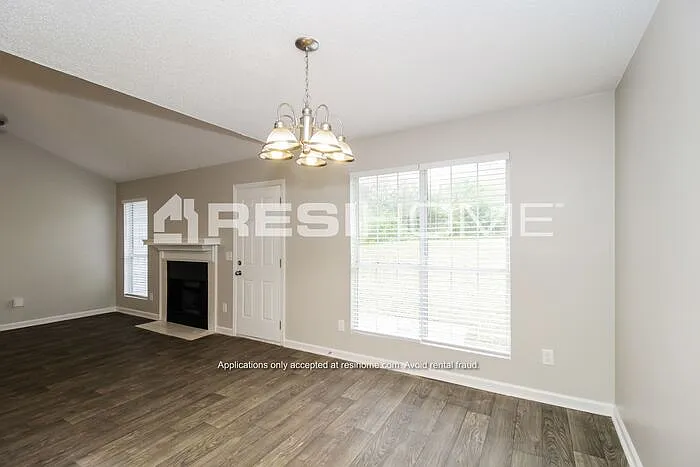 3501 Baroney Ln SW — Photo 8