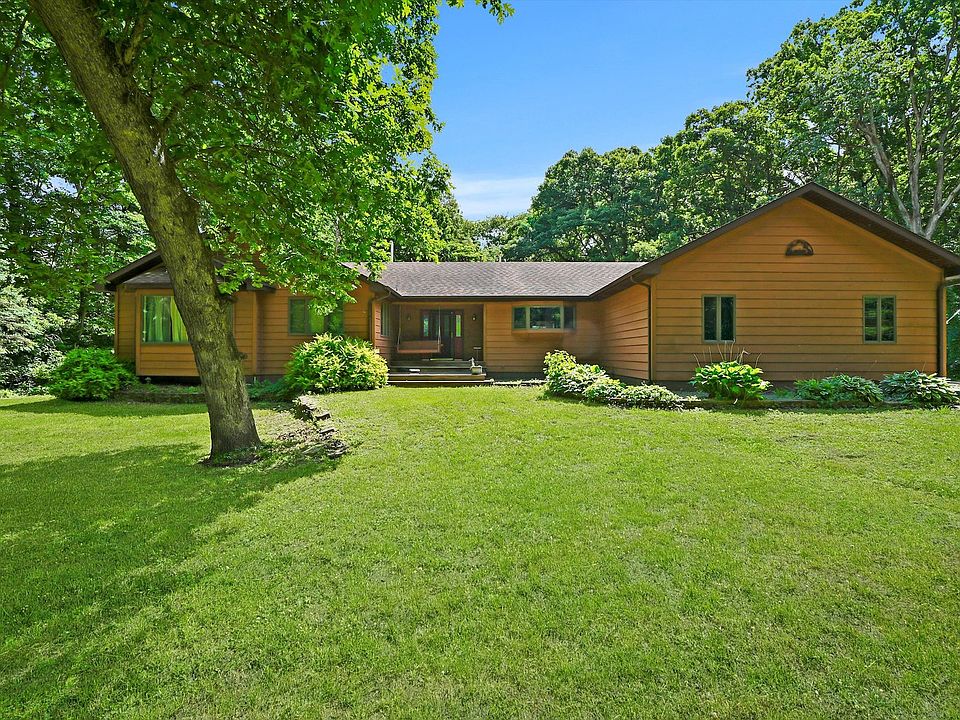1st image of 36401 Irish Ln