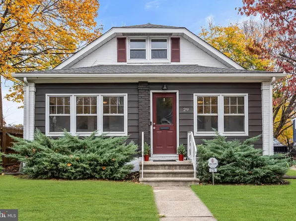 29 Saybrook Ave, Hamilton, NJ 08619