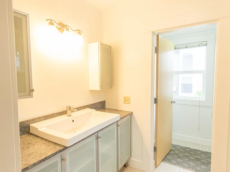 1208 E Barclay Ct — Photo 21