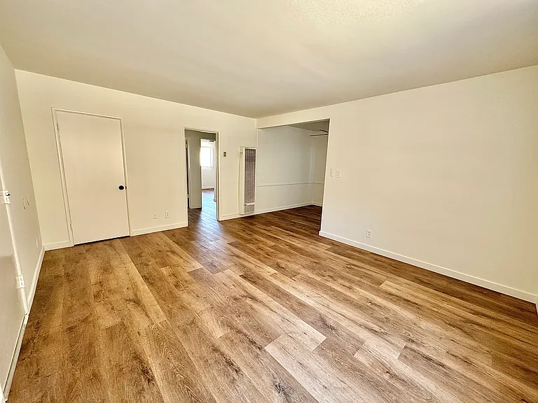 6743 Haskell Ave #3 — Photo 3