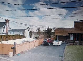 Canal Rd, Oakdale, NY 11769