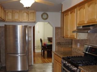 72 Van Name Ave #2B, Staten Island, NY 10303