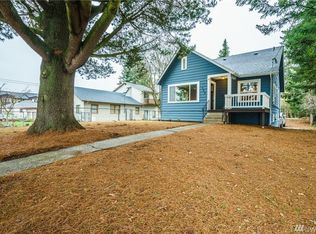 828 SW 134th St, Burien, WA 98146