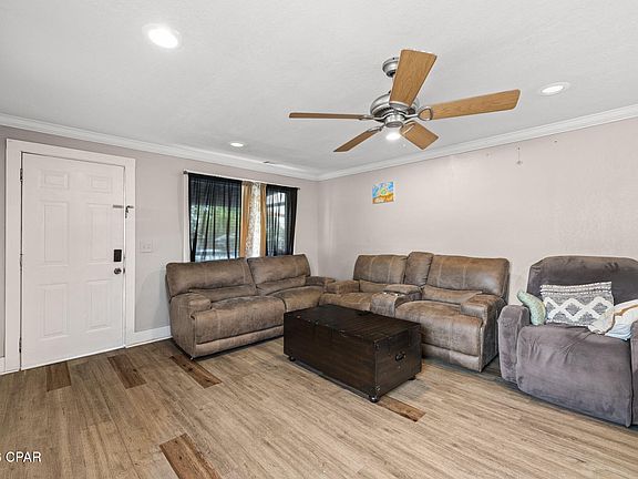 3rd image of 908 Cone Ave