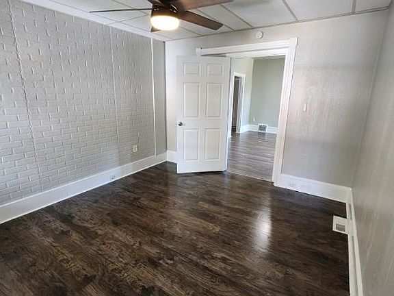 4th image of 103 S 18th St APT 1