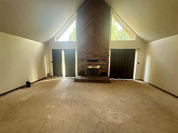 2nd image of 6909 Lago Ranchero Dr