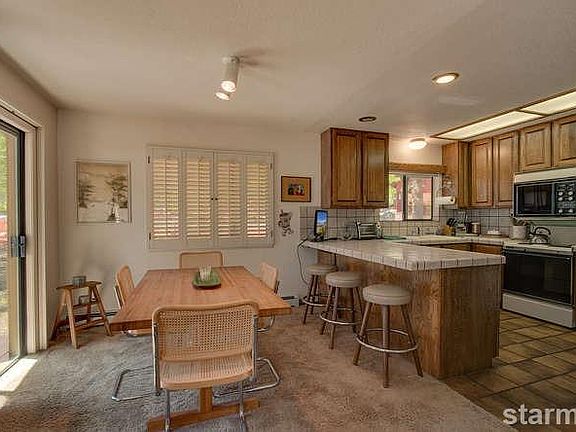 5th image of 3454 Beaver Brae Dr