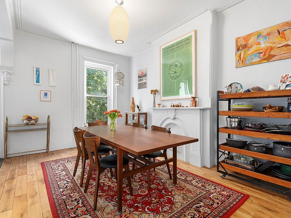 1st image of 348 Putnam Ave APT 2