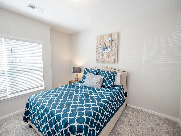 Grand Oaks Apartments — Photo 18
