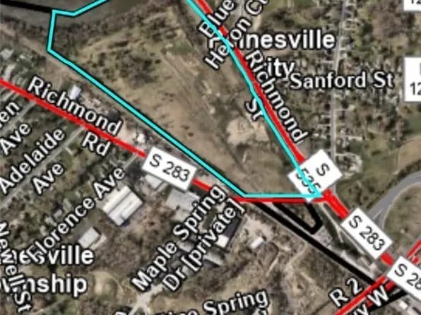 Richmond Rd, Painesville, OH 44077