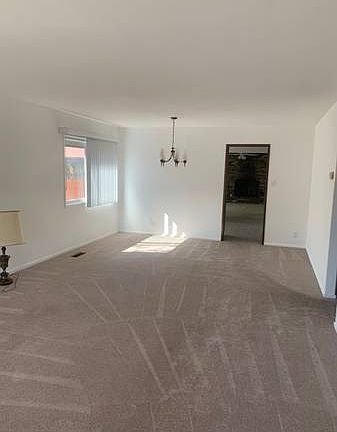 4th image of 809 Lasuen Dr