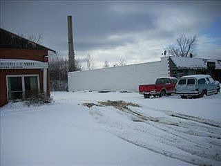 2nd image of 1830 Portage Trl