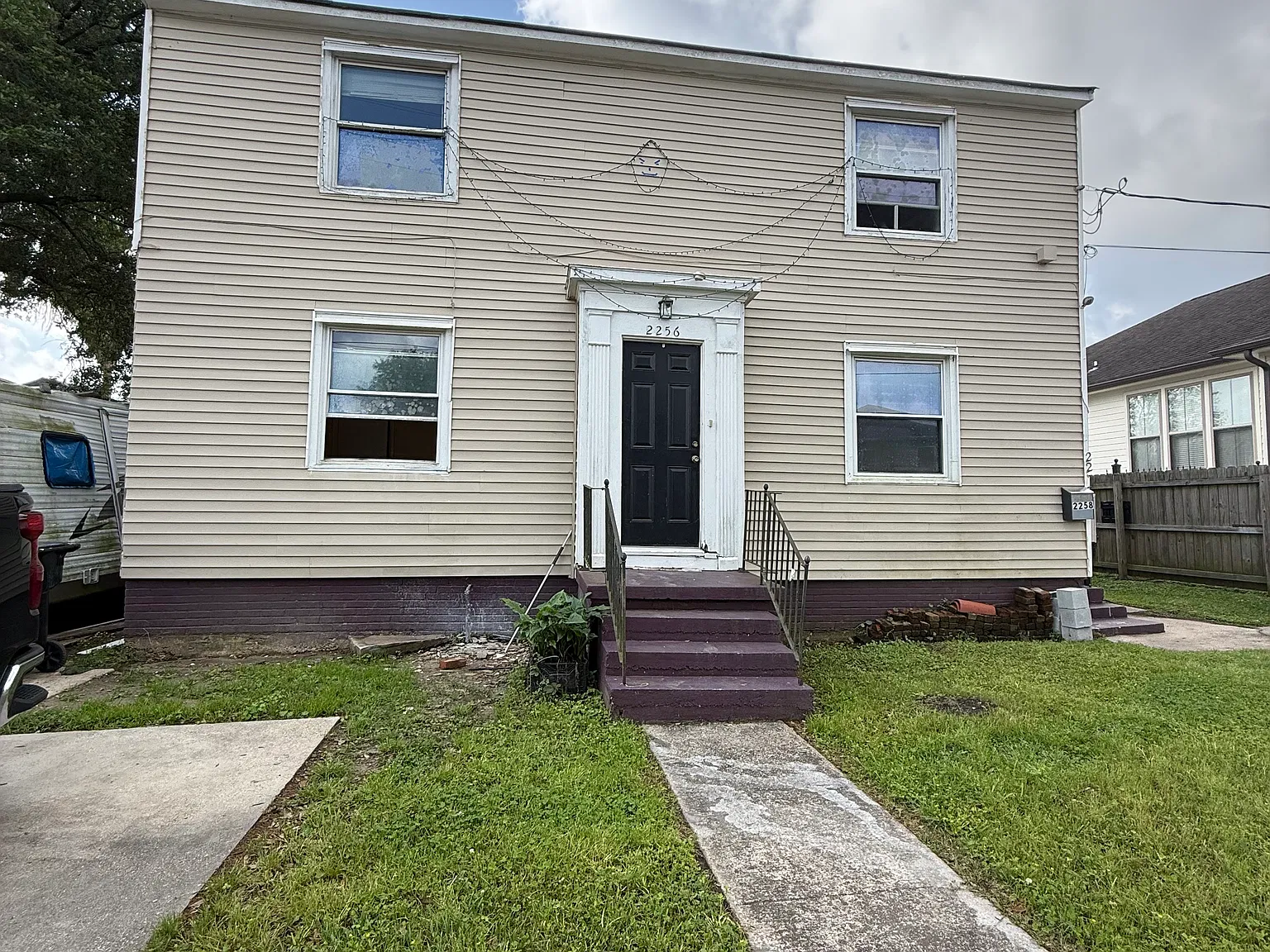 2 bed, 775 sqft, $1,300 — Photo 1