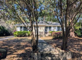 12 Dyches Dr, Savannah, GA 31406
