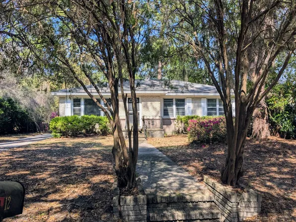 12 Dyches Dr, Savannah, GA 31406